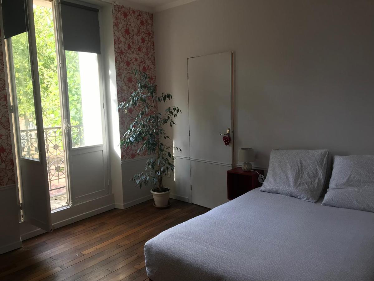 Bed and Breakfast Un Jardin Dans La Ville Châlons-en-Champagne Exteriér fotografie
